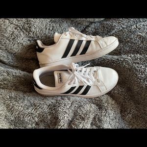 Women’s size 9 adidas black and white shoes